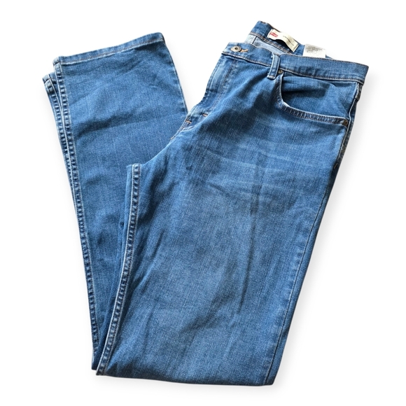 Wrangler Straight Fit Men's Jeans, Size 36x34 - Picture 1 of 9
